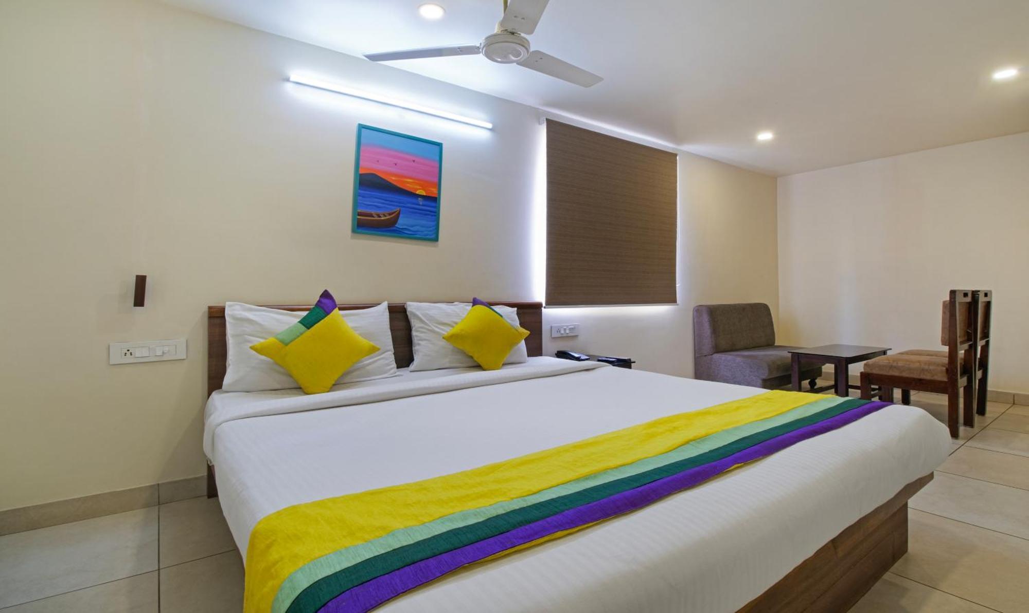 Itsy Hotels N Square Vijayawāda Exterior foto